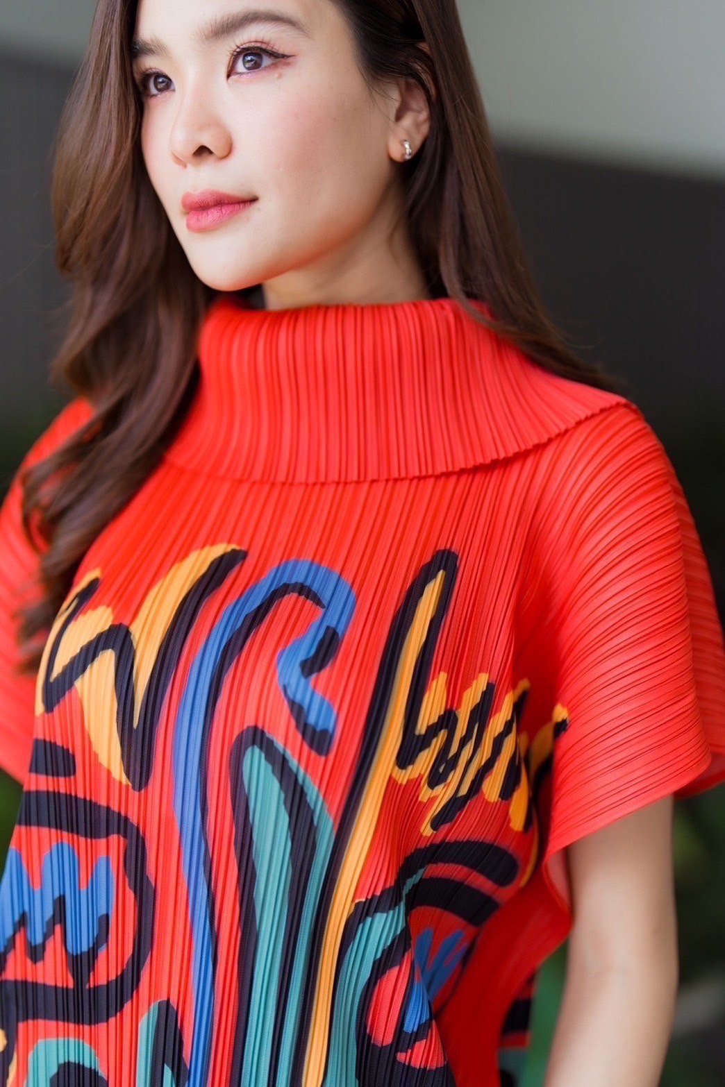 Pleated abstract print dress